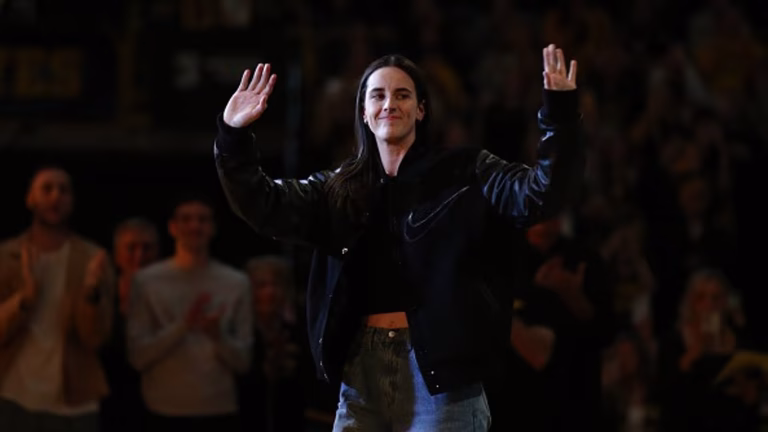 67a1495be82e3-caitlin-clark-in-the-frame-035521102-16x9