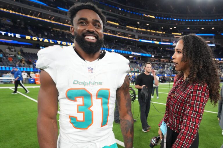 NFL: Miami Dolphins at Los Angeles Rams