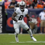 raiders_broncos_football_23253769758083_t600134168292272339954-1