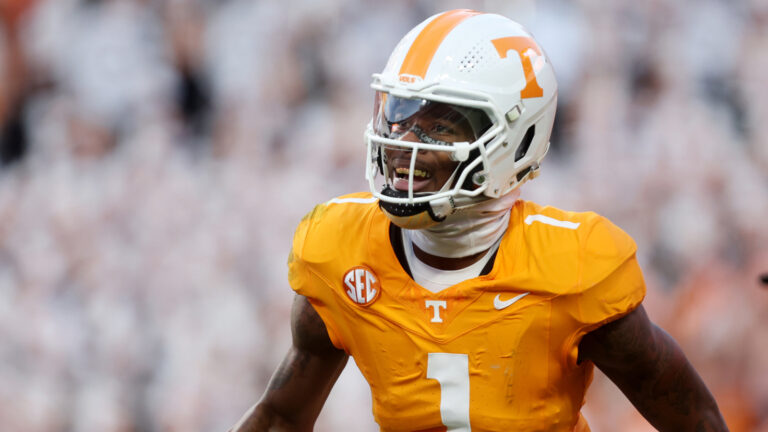 NCAA Football: Alabama at Tennessee