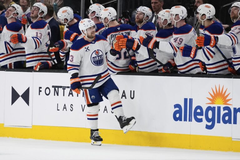 Oilers Golden Knights Hockey