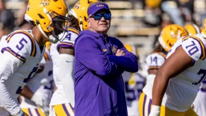 Brian Kelly 110823.jpg