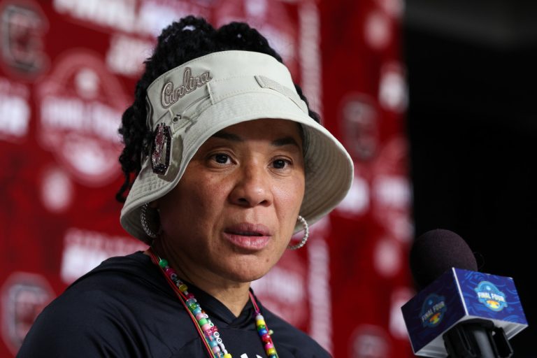 south-carolina-gamecocks-head-coach-dawn-staley
