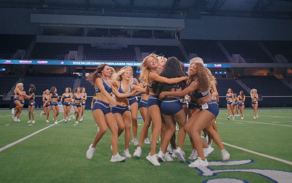 Dallas-Cowboys-Cheerleaders-pay-raise