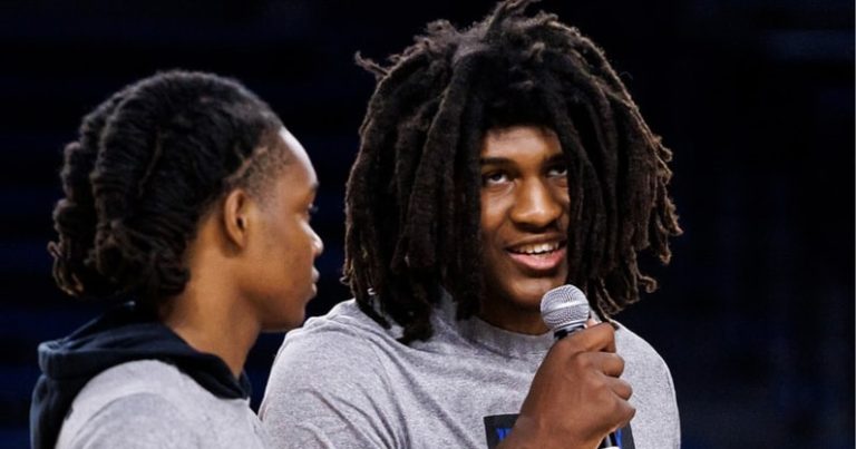 Jayden-Quaintance-hops-on-the-mic-at-UK-basketball-camp-via-UK-Athletics