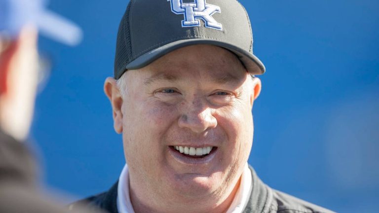 LEX_24_250412_UKFootball_rh